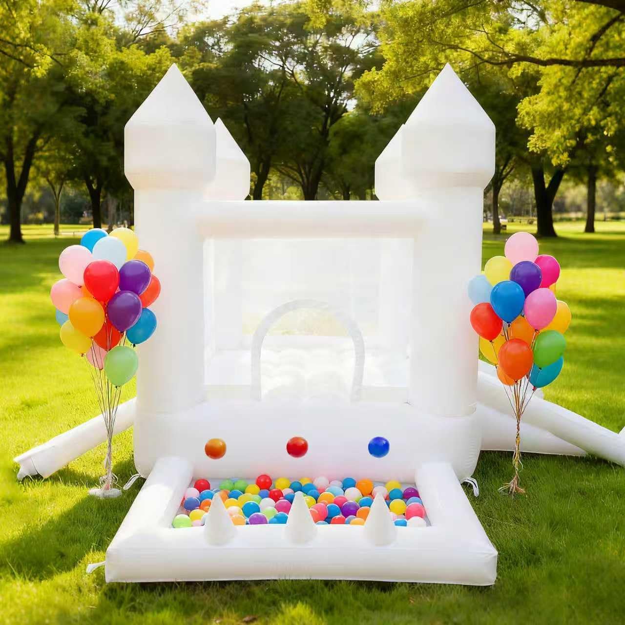 Biały dmuchany zamek do skakan – Kids Outdoor Ball recenzja i cena